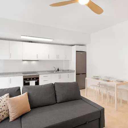 Odelaria Apartment *